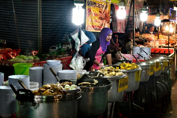 Looktrope Thaïlande Ban-Bang Muang Marché de Nuit