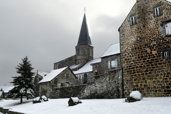 Looktrope France Besse Cité Médiévale