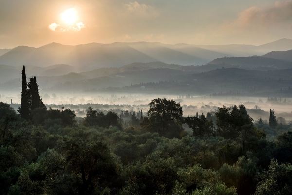 Looktrope Grèce Courfou Paysage Brume